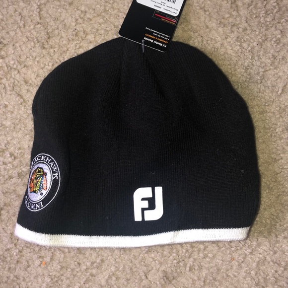 Other - CHICAGO BLACKHAWKS BEANIE | black